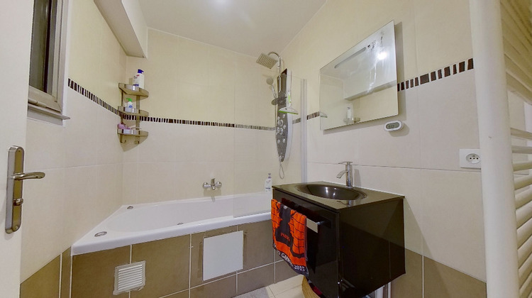 Ma-Cabane - Location Appartement COURBEVOIE, 55 m²