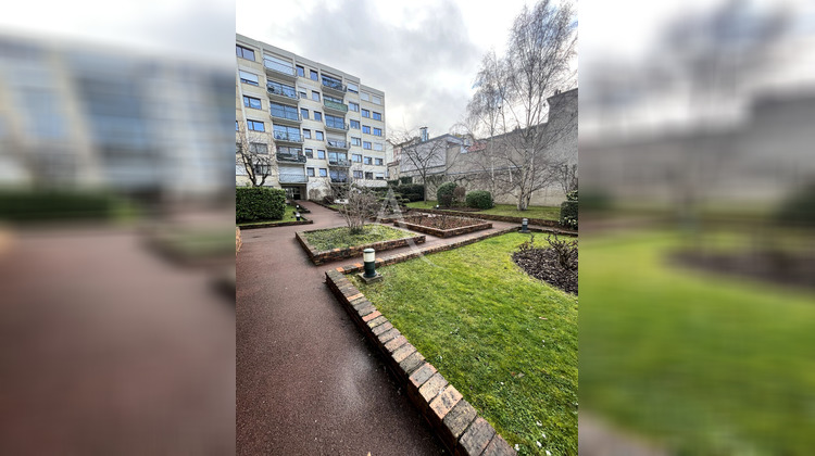 Ma-Cabane - Location Appartement COURBEVOIE, 32 m²