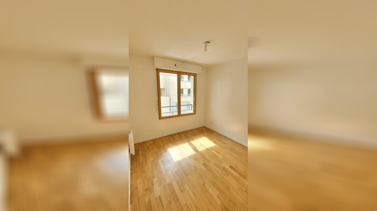Ma-Cabane - Location Appartement COURBEVOIE, 41 m²