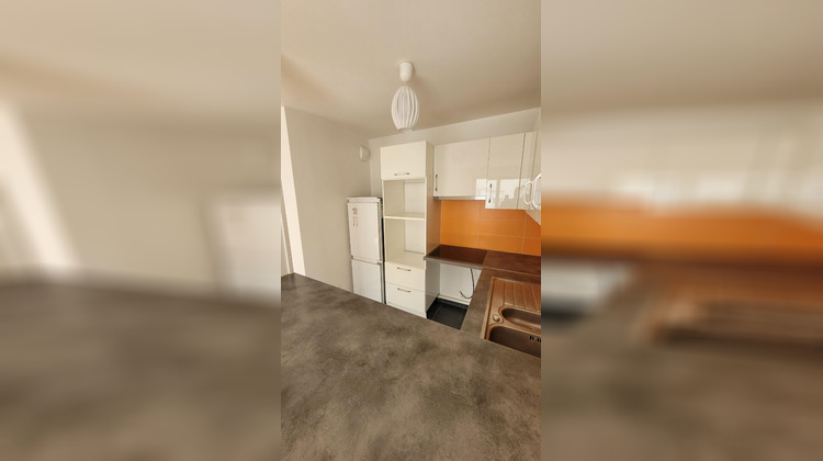 Ma-Cabane - Location Appartement COURBEVOIE, 41 m²