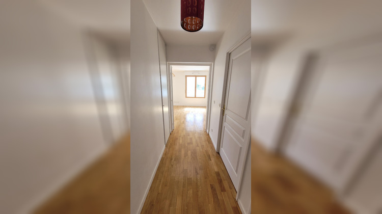 Ma-Cabane - Location Appartement COURBEVOIE, 41 m²