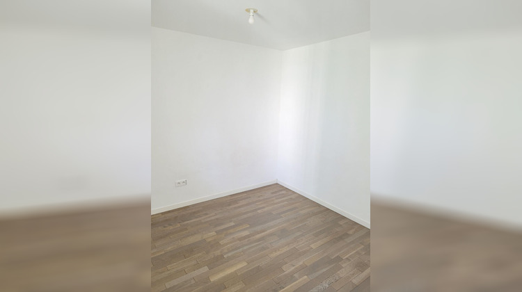 Ma-Cabane - Location Appartement COURBEVOIE, 38 m²