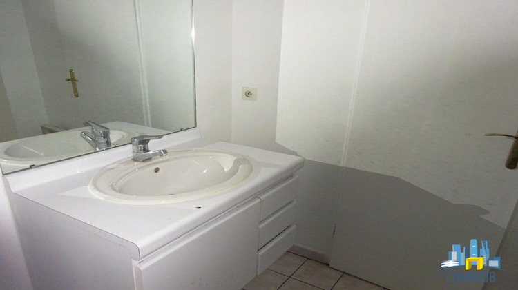 Ma-Cabane - Location Appartement Courbevoie, 22 m²