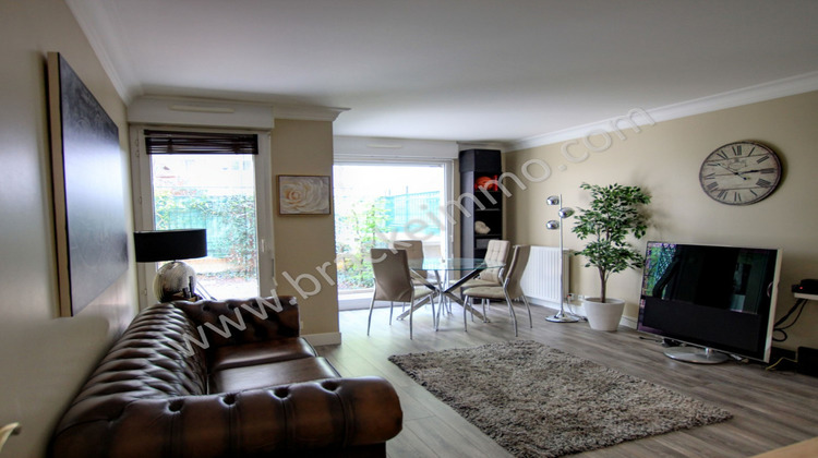 Ma-Cabane - Location Appartement COURBEVOIE, 43 m²
