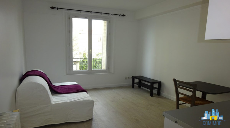 Ma-Cabane - Location Appartement Courbevoie, 16 m²