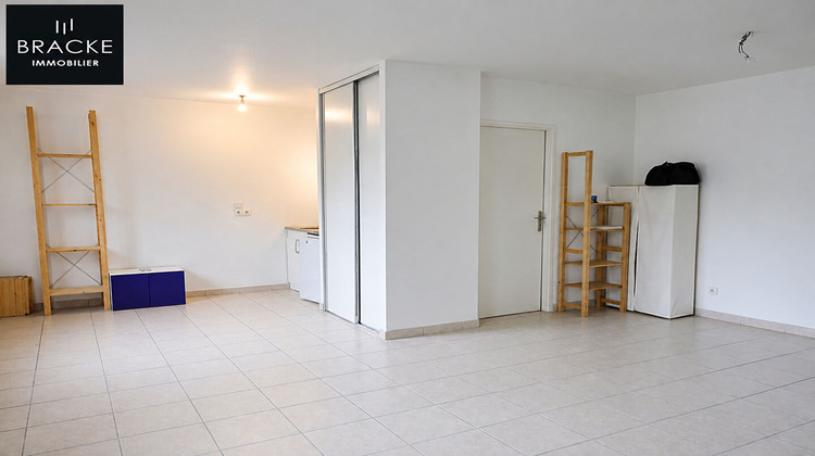 Ma-Cabane - Location Appartement COURBEVOIE, 30 m²