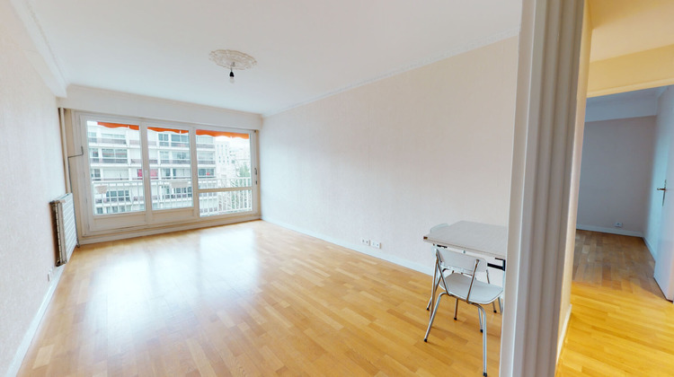 Ma-Cabane - Location Appartement COURBEVOIE, 70 m²
