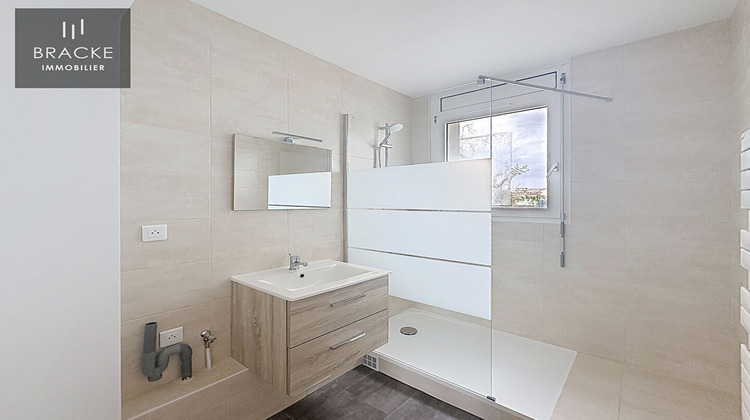 Ma-Cabane - Location Appartement COURBEVOIE, 40 m²