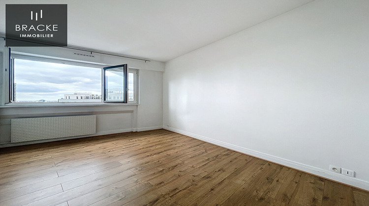 Ma-Cabane - Location Appartement COURBEVOIE, 108 m²