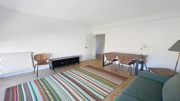 Ma-Cabane - Location Appartement COURBEVOIE, 47 m²