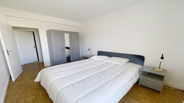 Ma-Cabane - Location Appartement COURBEVOIE, 47 m²