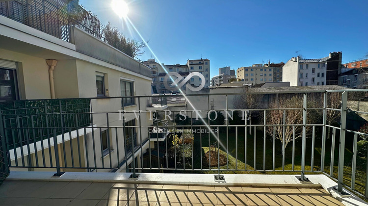 Ma-Cabane - Location Appartement COURBEVOIE, 66 m²