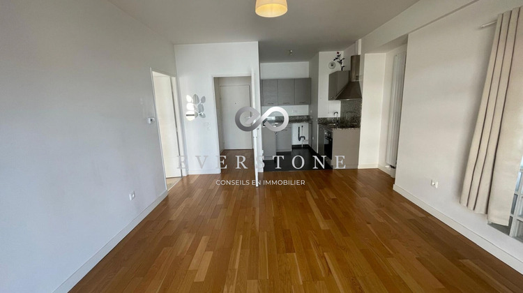 Ma-Cabane - Location Appartement COURBEVOIE, 46 m²
