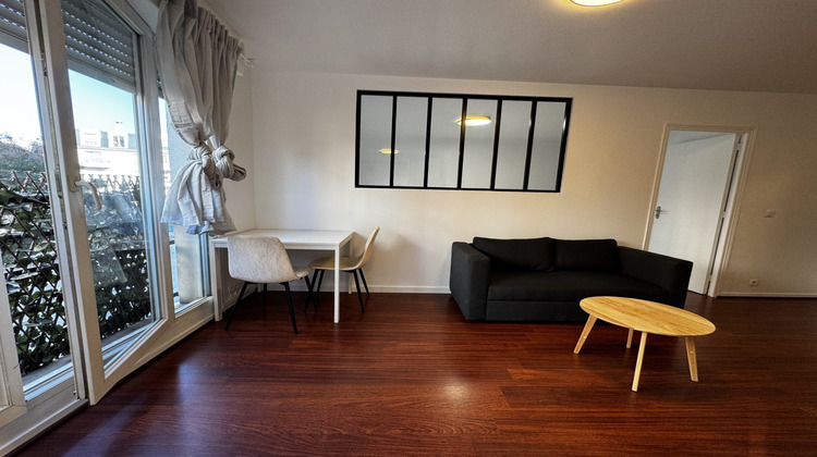Ma-Cabane - Location Appartement Courbevoie, 43 m²