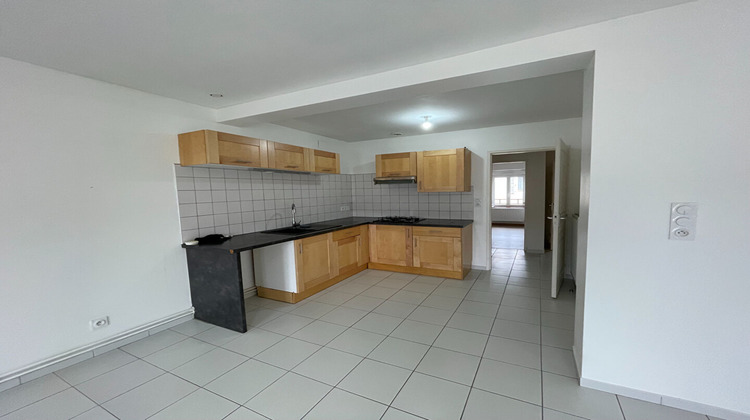 Ma-Cabane - Location Appartement COURCELLES-CHAUSSY, 85 m²