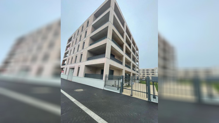 Ma-Cabane - Location Appartement COURCOURONNES, 52 m²