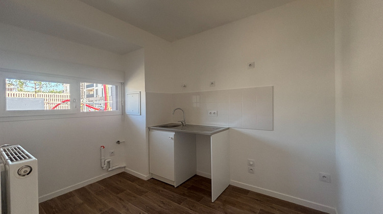 Ma-Cabane - Location Appartement COURCOURONNES, 61 m²