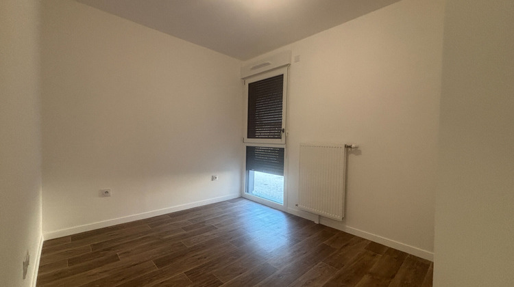 Ma-Cabane - Location Appartement COURCOURONNES, 61 m²