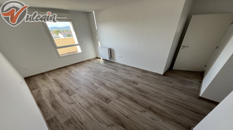 Ma-Cabane - Location Appartement Cournon-d'Auvergne, 85 m²