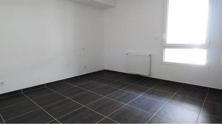 Ma-Cabane - Location Appartement COURNONTERRAL, 40 m²