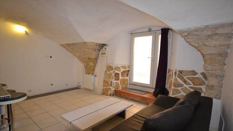 Ma-Cabane - Location Appartement COURNONTERRAL, 30 m²