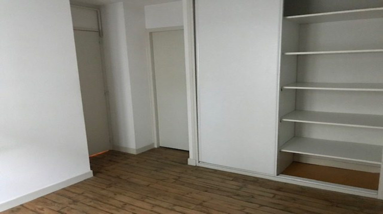 Ma-Cabane - Location Appartement Cours-la-Ville, 52 m²