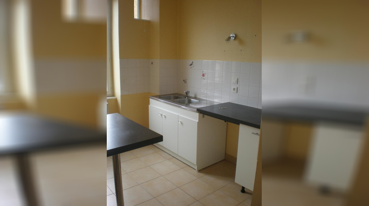 Ma-Cabane - Location Appartement Cours-la-Ville, 110 m²