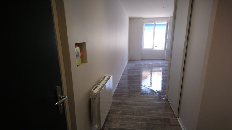 Ma-Cabane - Location Appartement Cours-la-Ville, 90 m²
