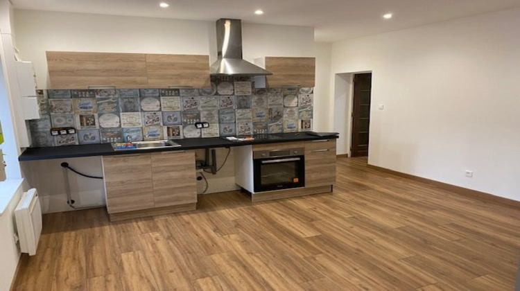 Ma-Cabane - Location Appartement Cours-la-Ville, 46 m²