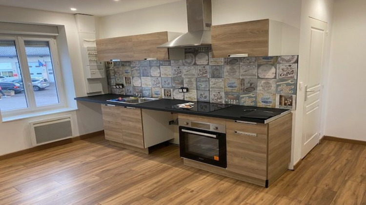 Ma-Cabane - Location Appartement Cours-la-Ville, 46 m²