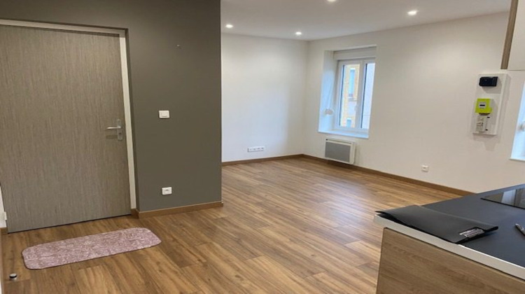 Ma-Cabane - Location Appartement Cours-la-Ville, 46 m²