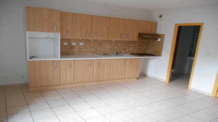 Ma-Cabane - Location Appartement Cours-la-Ville, 56 m²