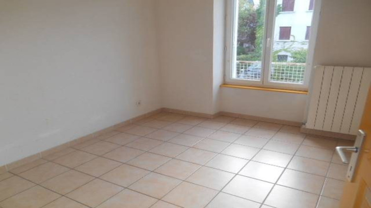 Ma-Cabane - Location Appartement Cours-la-Ville, 56 m²