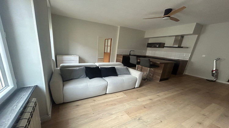 Ma-Cabane - Location Appartement COURSAN, 65 m²