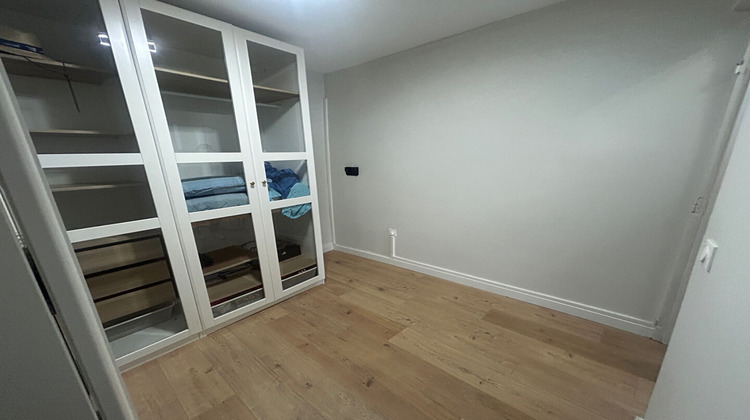 Ma-Cabane - Location Appartement COURSAN, 65 m²