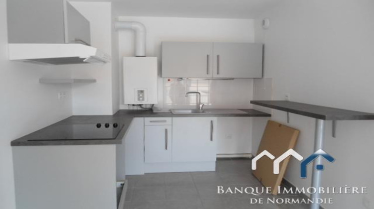 Ma-Cabane - Location Appartement COURSEULLES-SUR-MER, 40 m²