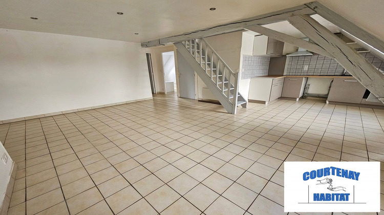 Ma-Cabane - Location Appartement Courtenay, 60 m²