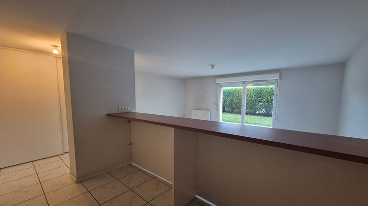 Ma-Cabane - Location Appartement COUTRAS, 42 m²