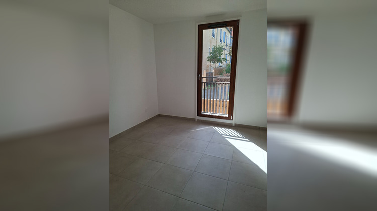 Ma-Cabane - Location Appartement COUZON-AU-MONT-D'OR, 62 m²
