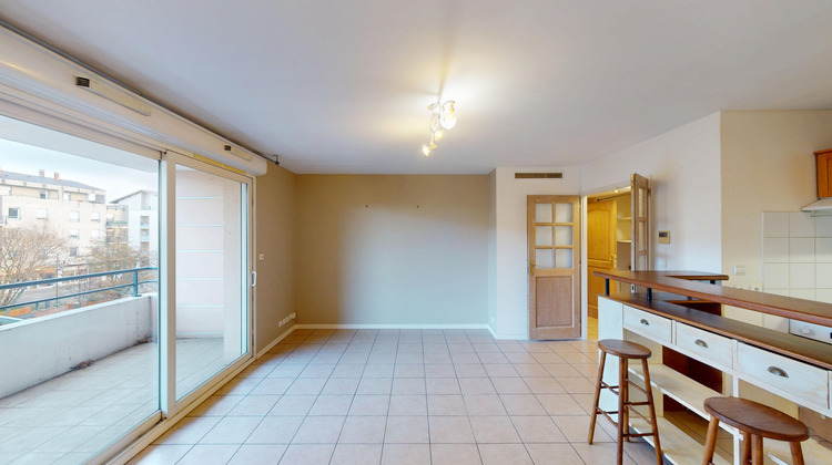 Ma-Cabane - Location Appartement Craponne, 49 m²
