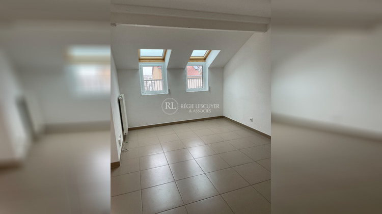Ma-Cabane - Location Appartement CRAPONNE, 47 m²
