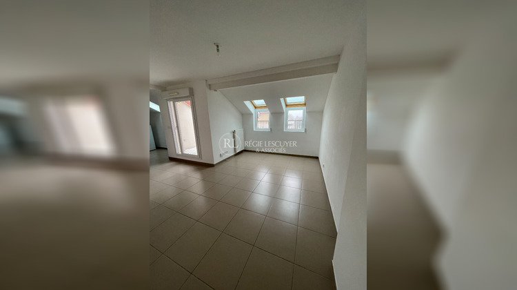 Ma-Cabane - Location Appartement CRAPONNE, 47 m²
