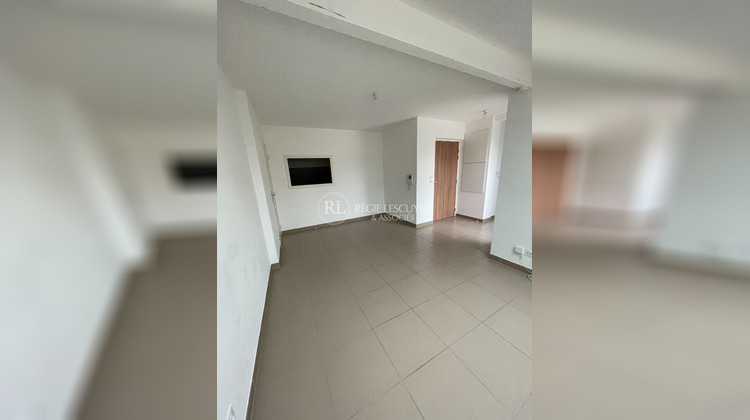 Ma-Cabane - Location Appartement CRAPONNE, 47 m²