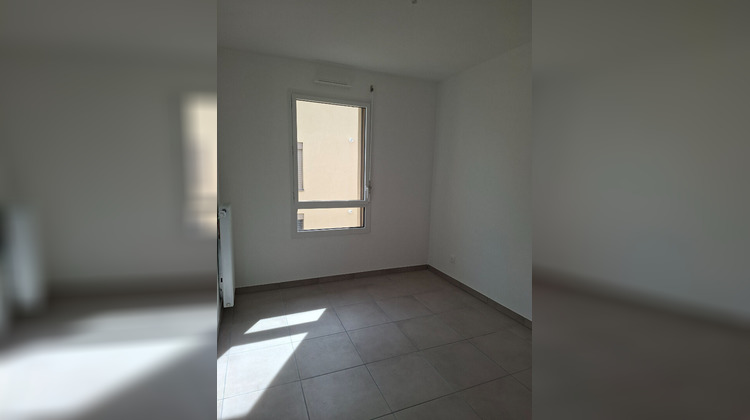 Ma-Cabane - Location Appartement CRAPONNE, 96 m²