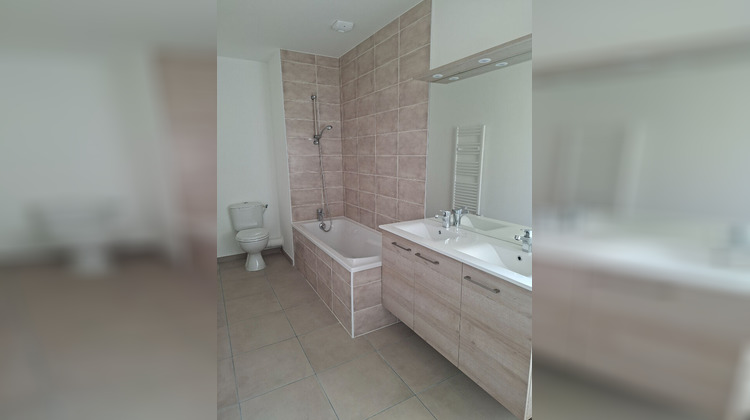 Ma-Cabane - Location Appartement CRAPONNE, 96 m²