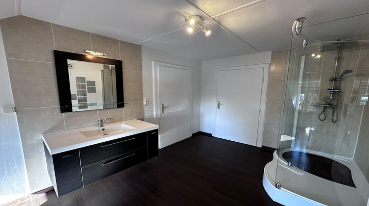 Ma-Cabane - Location Appartement CREHANGE, 118 m²