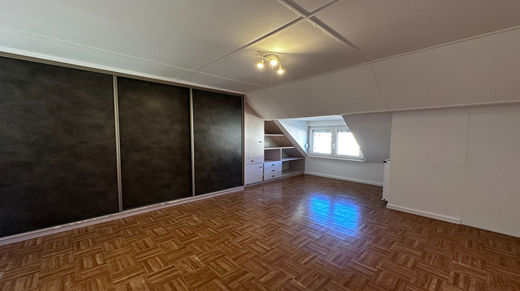 Ma-Cabane - Location Appartement CREHANGE, 118 m²