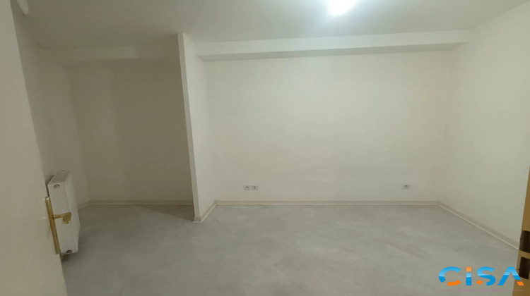 Ma-Cabane - Location Appartement Creil, 43 m²