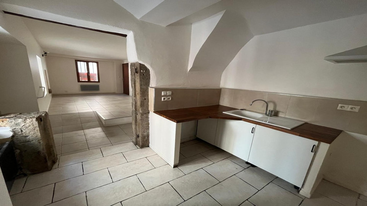 Ma-Cabane - Location Appartement Cremieu, 50 m²