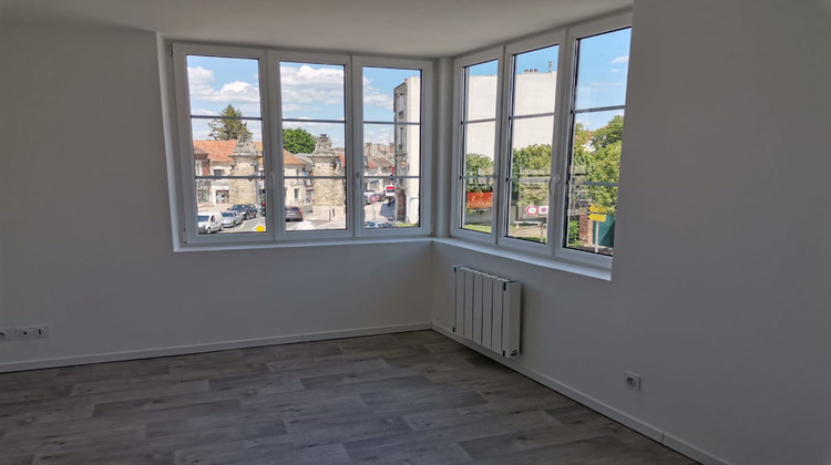 Ma-Cabane - Location Appartement CREPY-EN-VALOIS, 50 m²